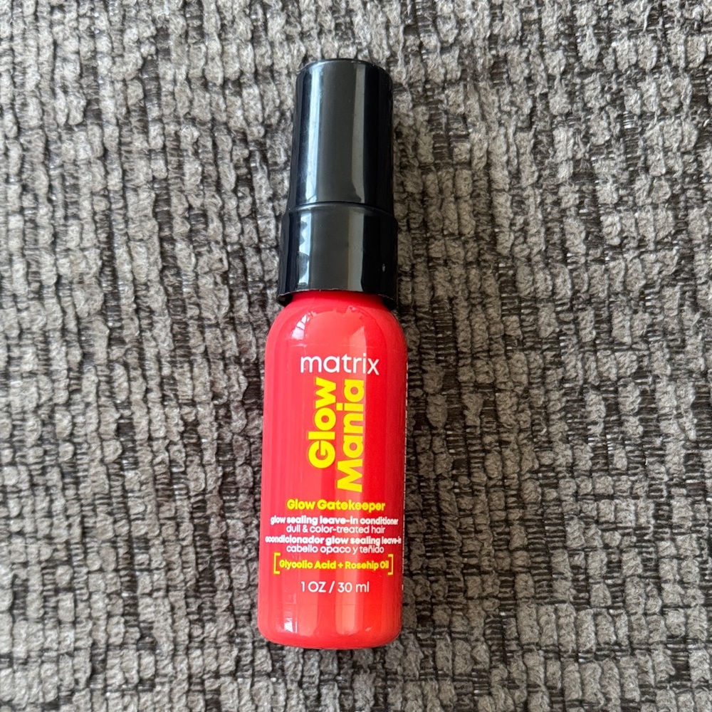 Matrix Glow Mania Glow Gatekeeper Leave in Conditioner New Travel Size 1 oz